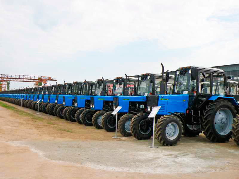 MTZ Lider a semnat un contract de livrare a 500 de tractoare Belarus