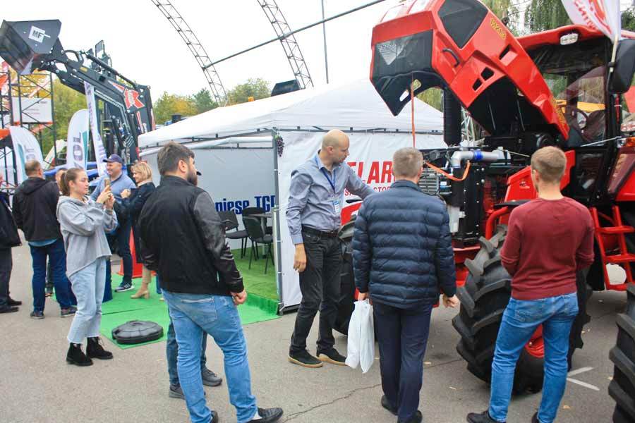 Тракторы Belarus были продемонстрированы аграриям Молдовы на Moldagrotech