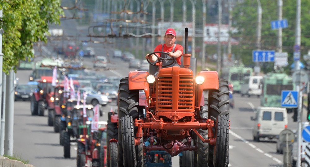 Realizările de-a 70-a aniversare: fiecare al zecelea tractor din lume este din Belarus